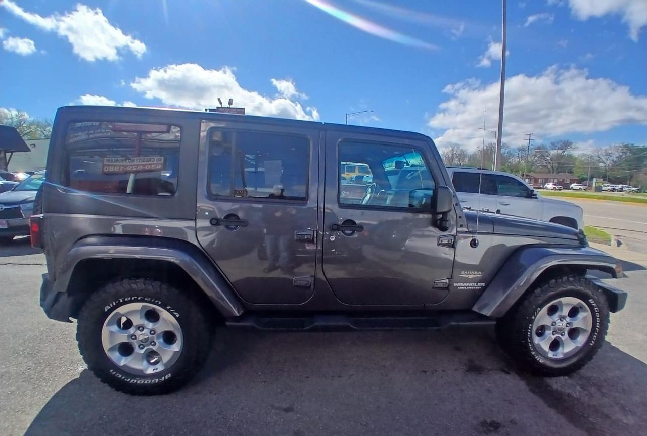Jeep Wrangler Unlimited 4WD 4dr Sahara 2014