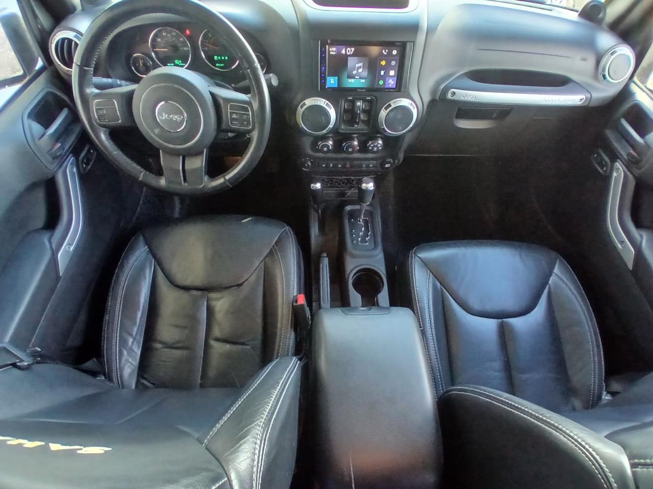 Jeep Wrangler Unlimited 4WD 4dr Sahara 2014