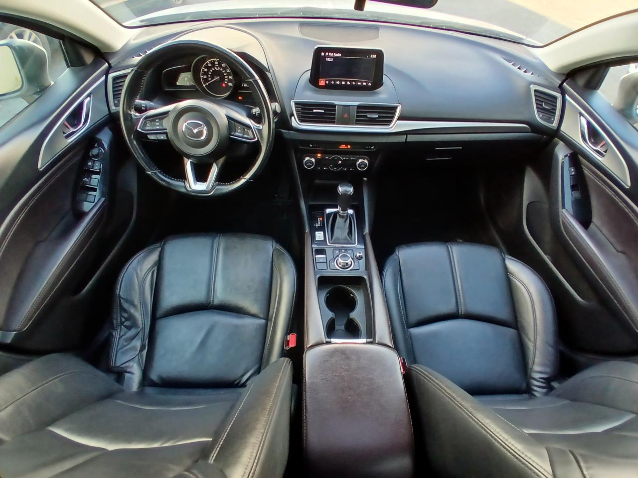 Mazda Mazda3 4-Door Touring Auto 2018