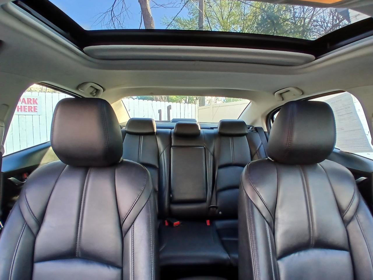 Mazda Mazda3 4-Door Touring Auto 2018