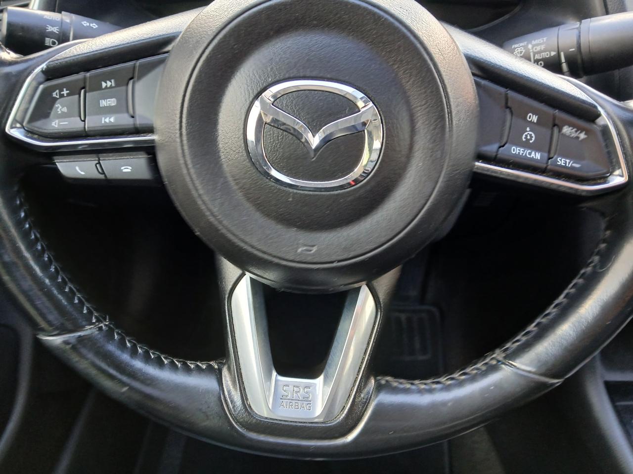 Mazda Mazda3 4-Door Touring Auto 2018