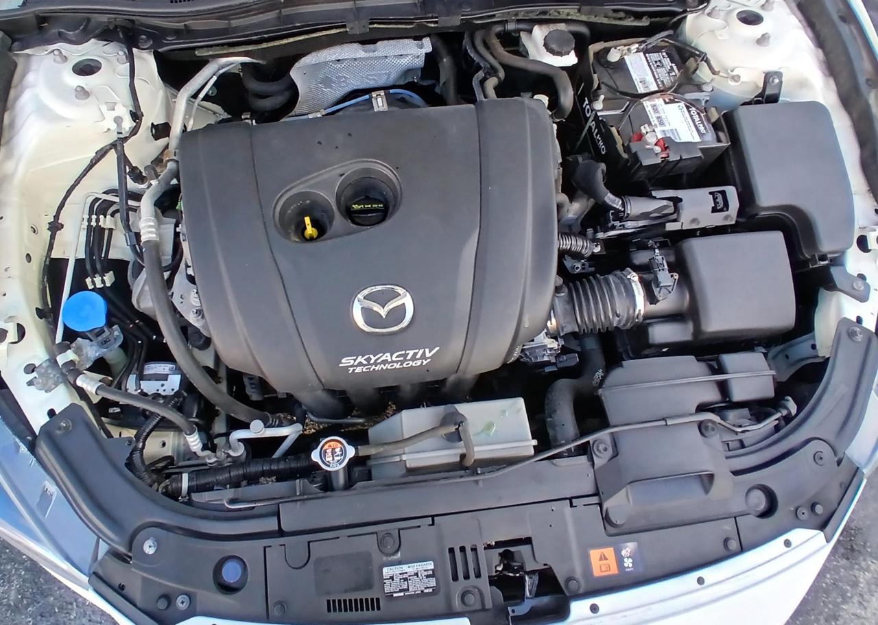 Mazda Mazda3 4-Door Touring Auto 2018