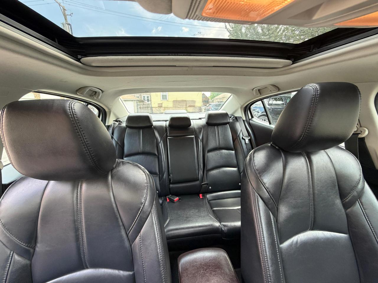 Mazda Mazda3 4-Door Touring Auto 2018