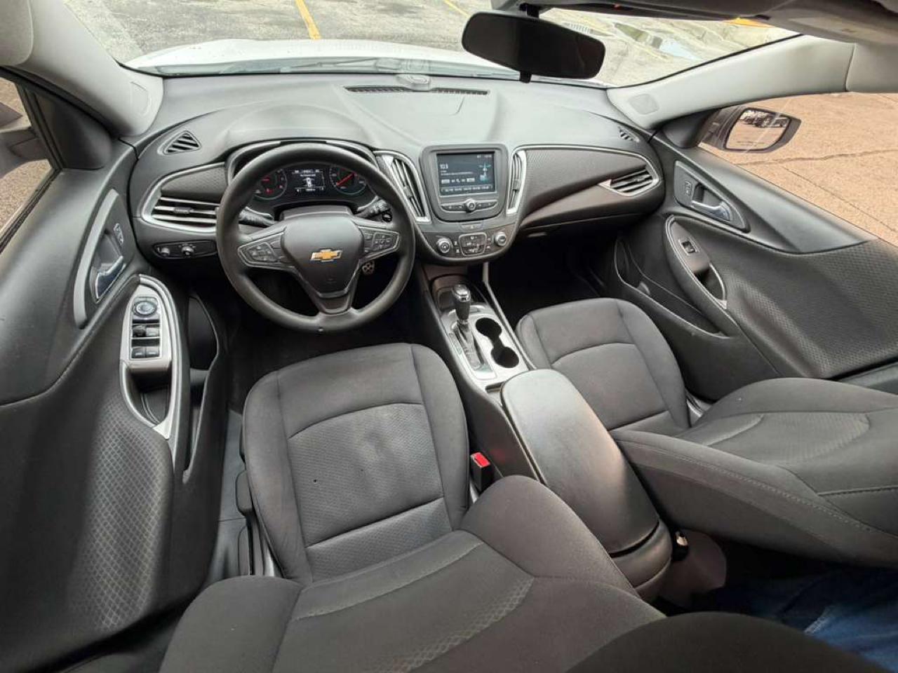 Chevrolet Malibu 4dr Sdn LS w/1LS 2017