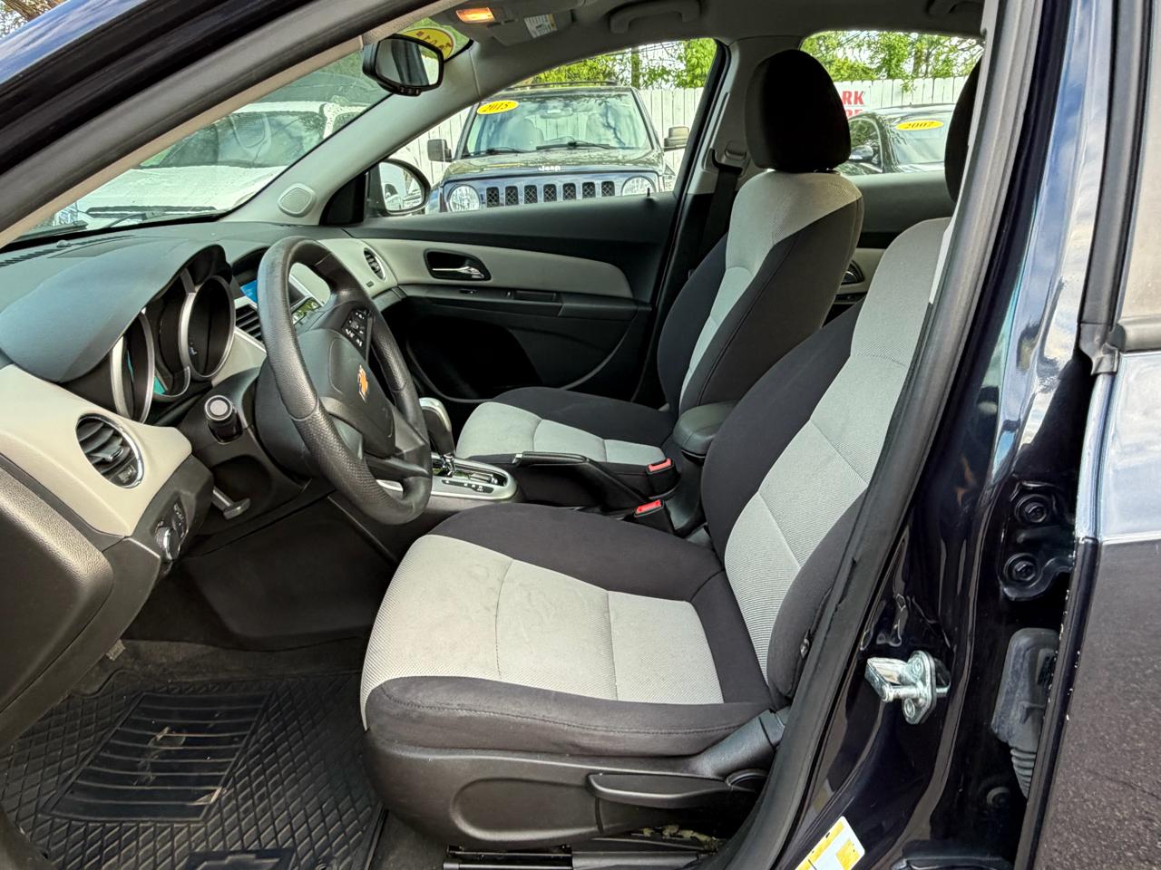 Chevrolet Cruze 4dr Sdn Auto LS 2015