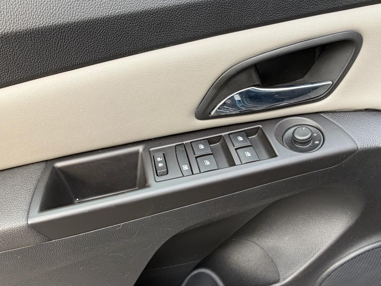 Chevrolet Cruze 4dr Sdn Auto LS 2015