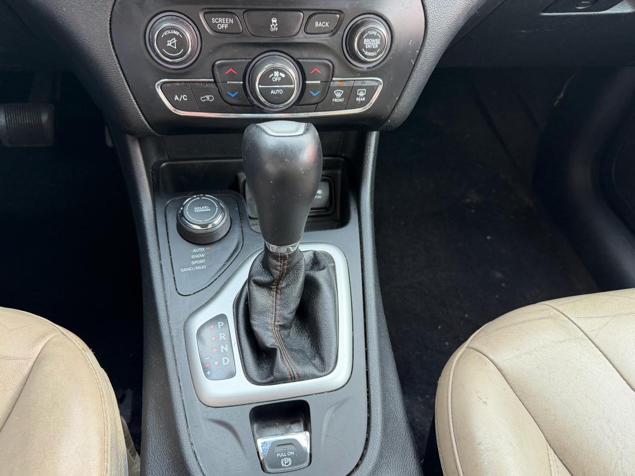 Jeep Cherokee 4WD 4dr Limited 2016