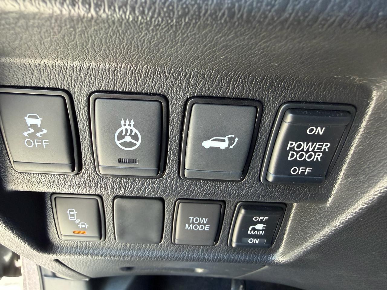 Nissan Pathfinder 4x4 SL 2017