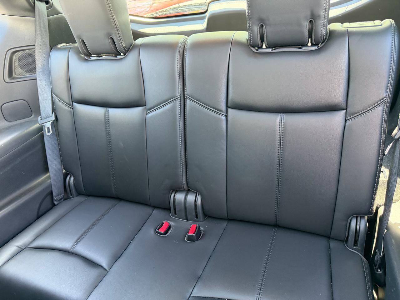 Nissan Pathfinder 4x4 SL 2017