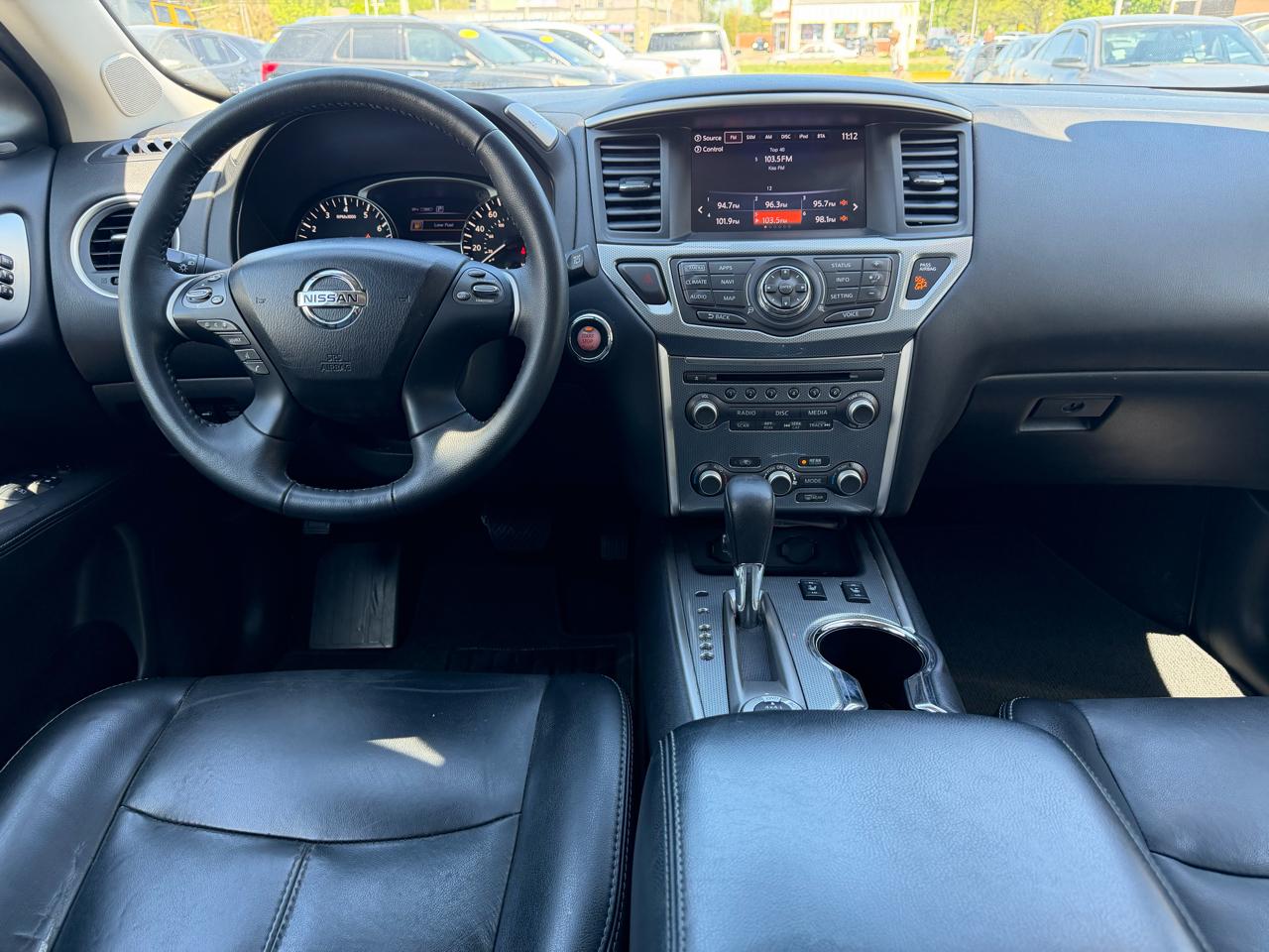 Nissan Pathfinder 4x4 SL 2017