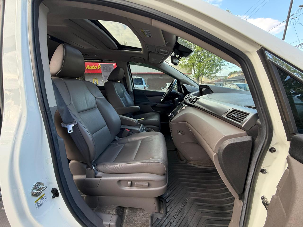 Honda Odyssey 5dr Touring 2014