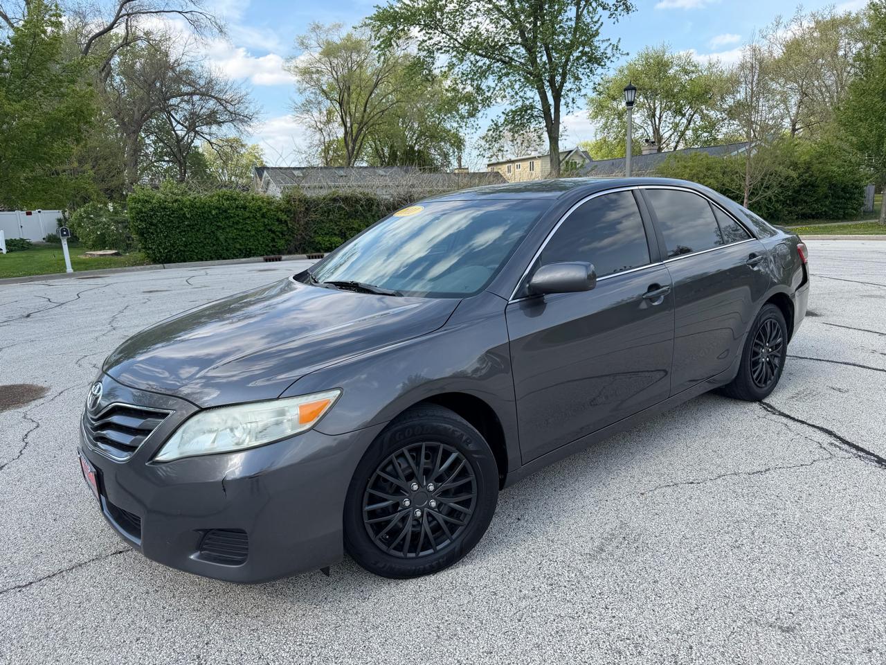 Toyota Camry 4dr Sdn I4 Man LE (Natl) 2011