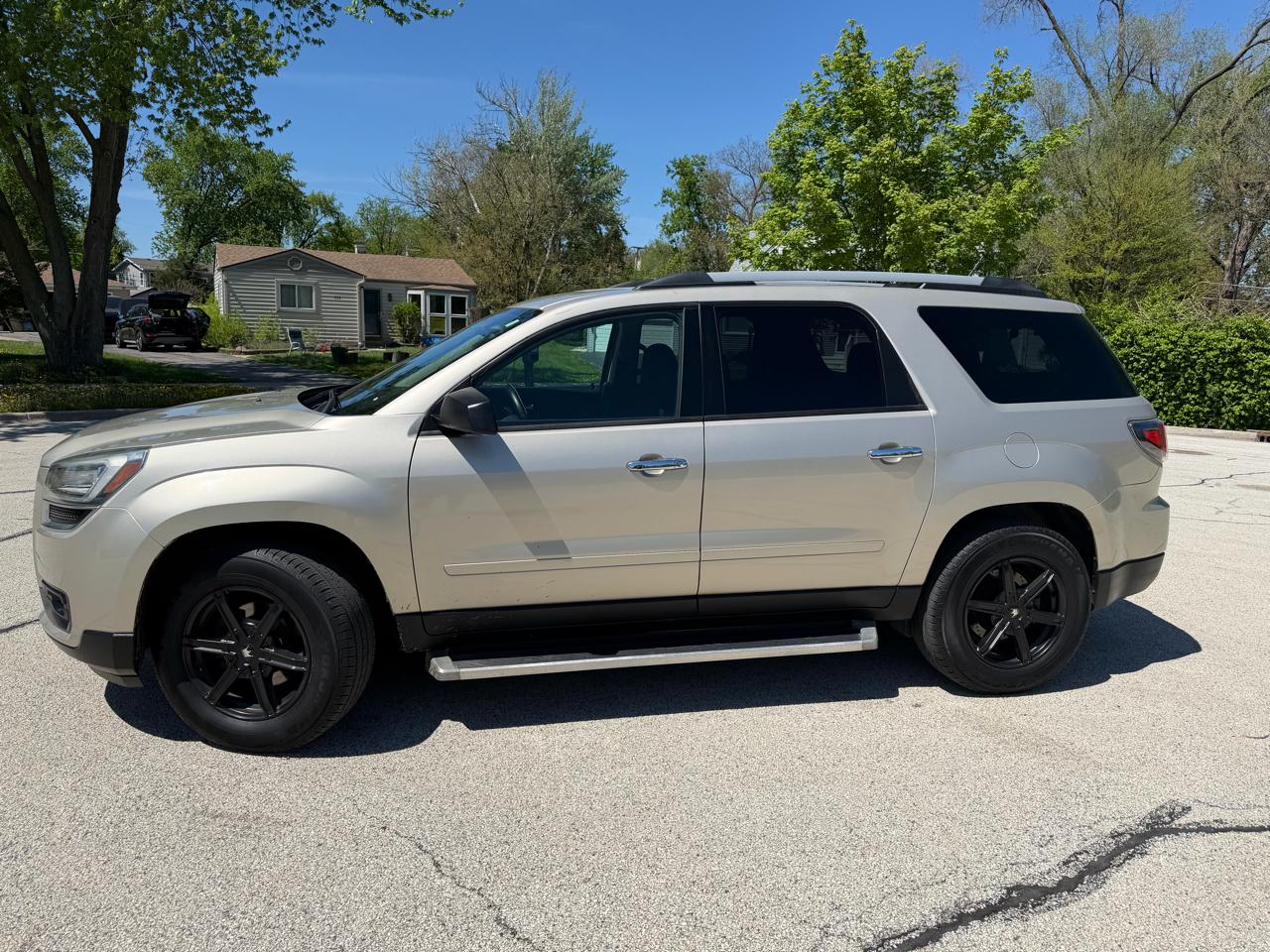 GMC Acadia FWD 4dr SLE w/SLE-1 2013