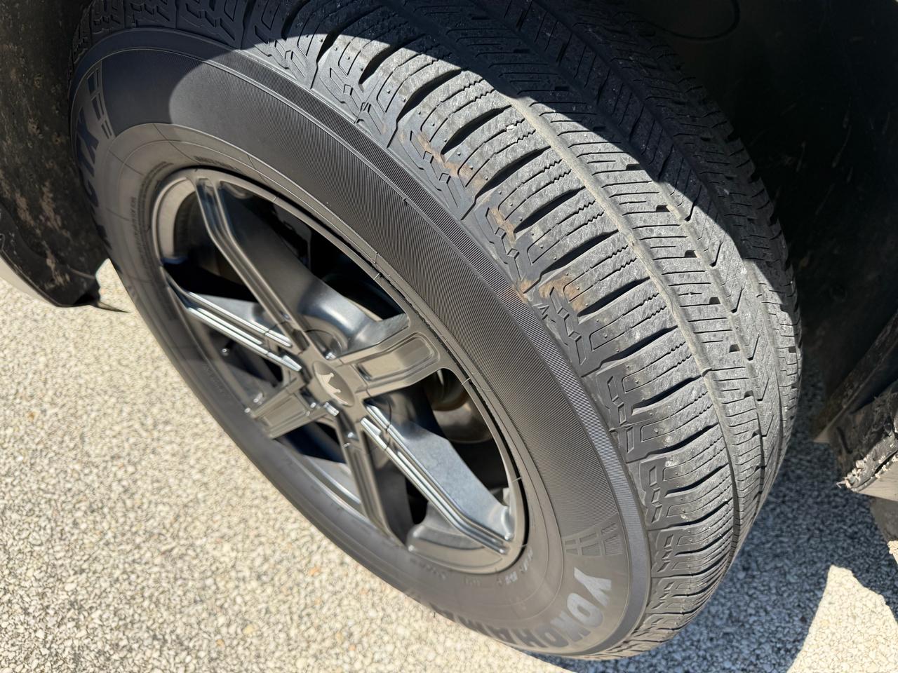 GMC Acadia FWD 4dr SLE w/SLE-1 2013