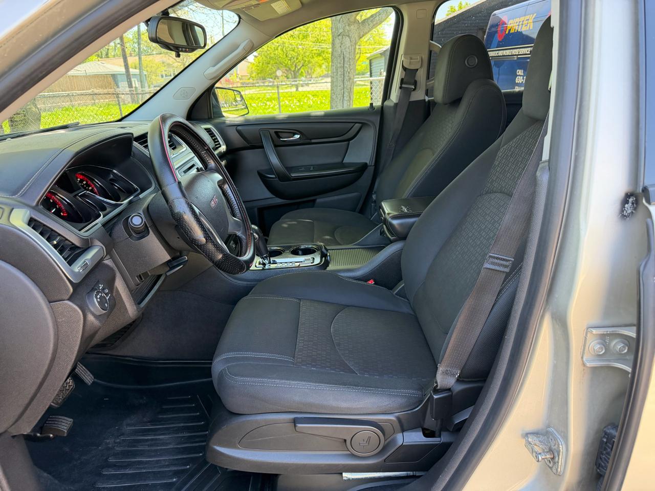 GMC Acadia FWD 4dr SLE w/SLE-1 2013