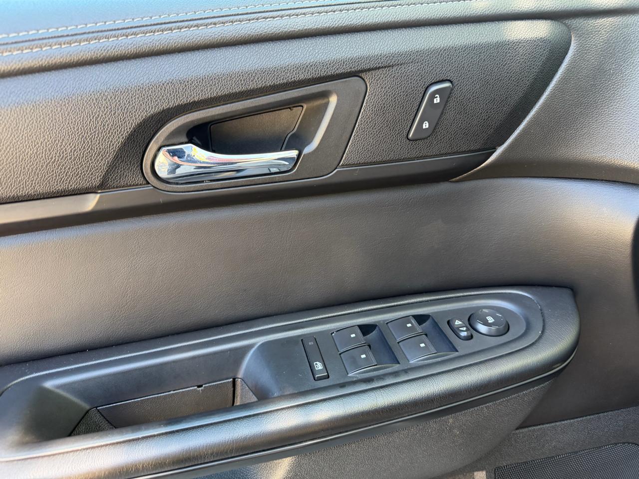 GMC Acadia FWD 4dr SLE w/SLE-1 2013