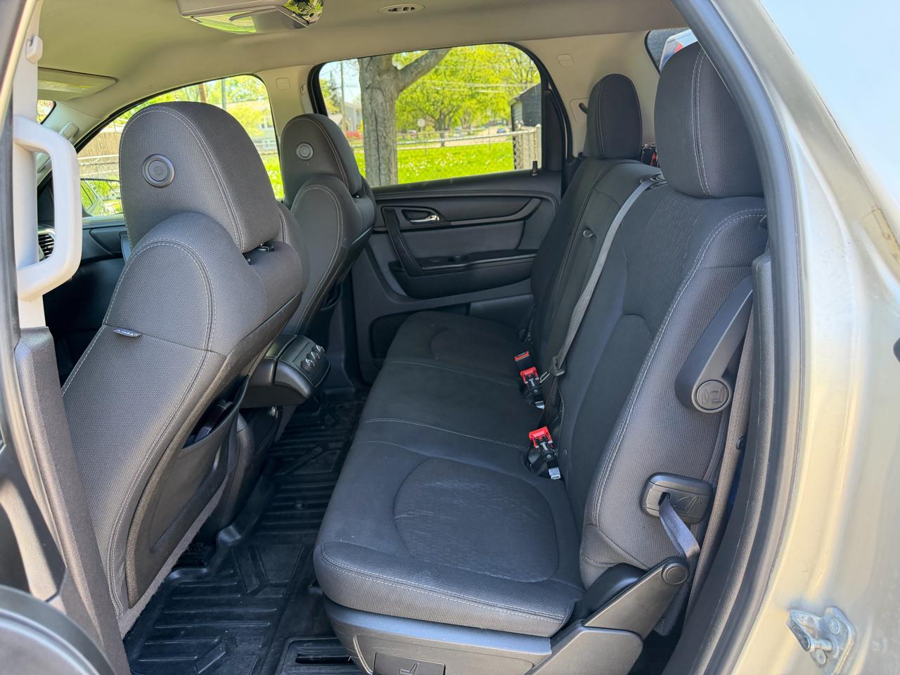 GMC Acadia FWD 4dr SLE w/SLE-1 2013