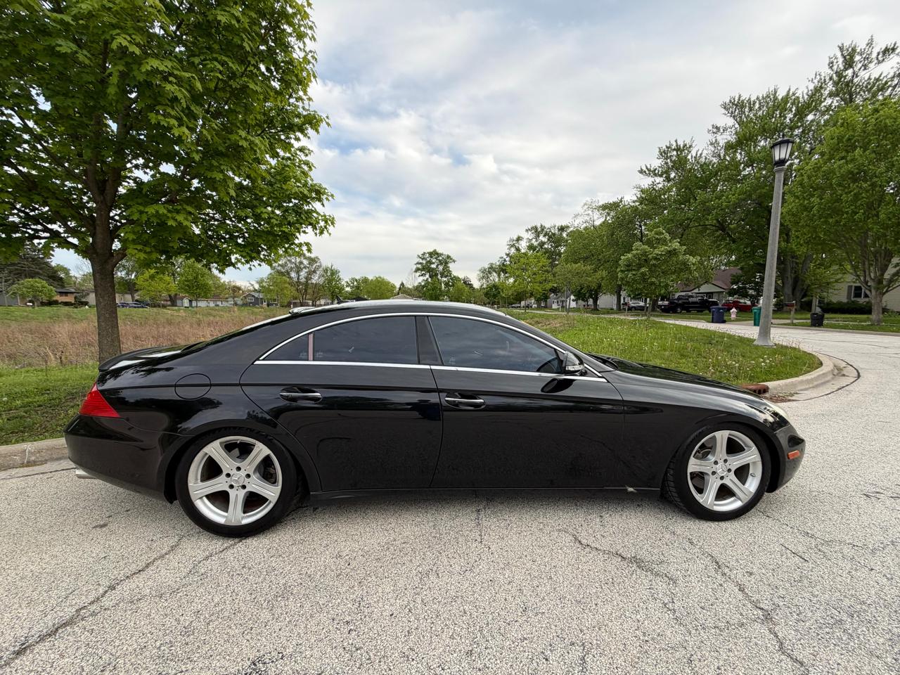 Mercedes-Benz CLS-Class 4dr Sdn 5.5L 2007