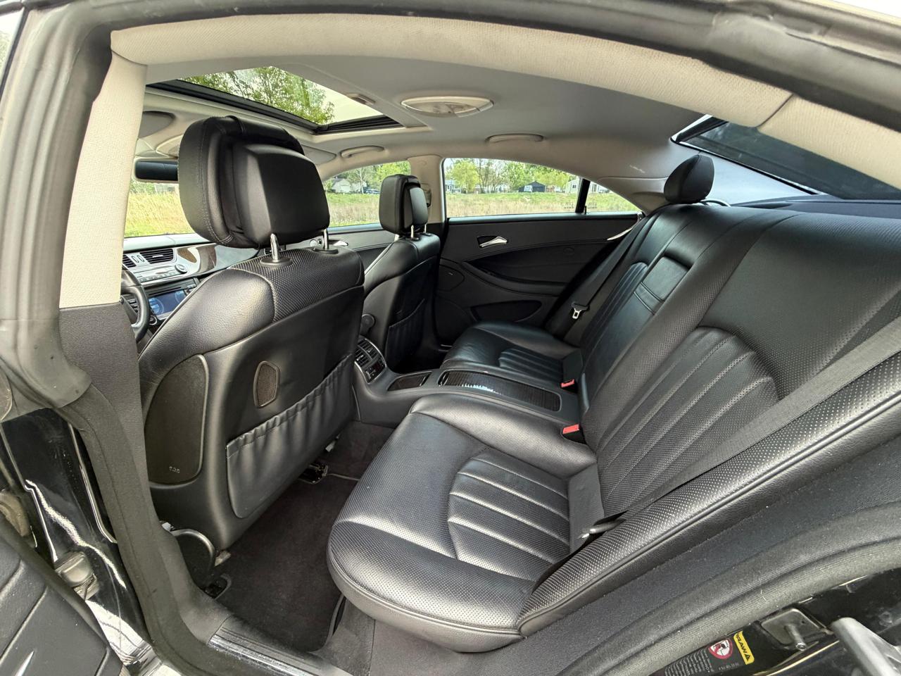 Mercedes-Benz CLS-Class 4dr Sdn 5.5L 2007