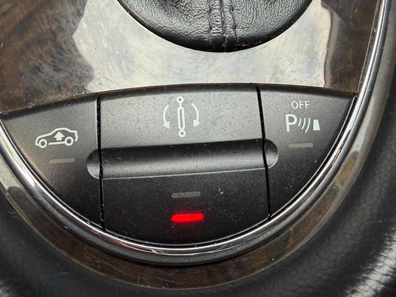 Mercedes-Benz CLS-Class 4dr Sdn 5.5L 2007