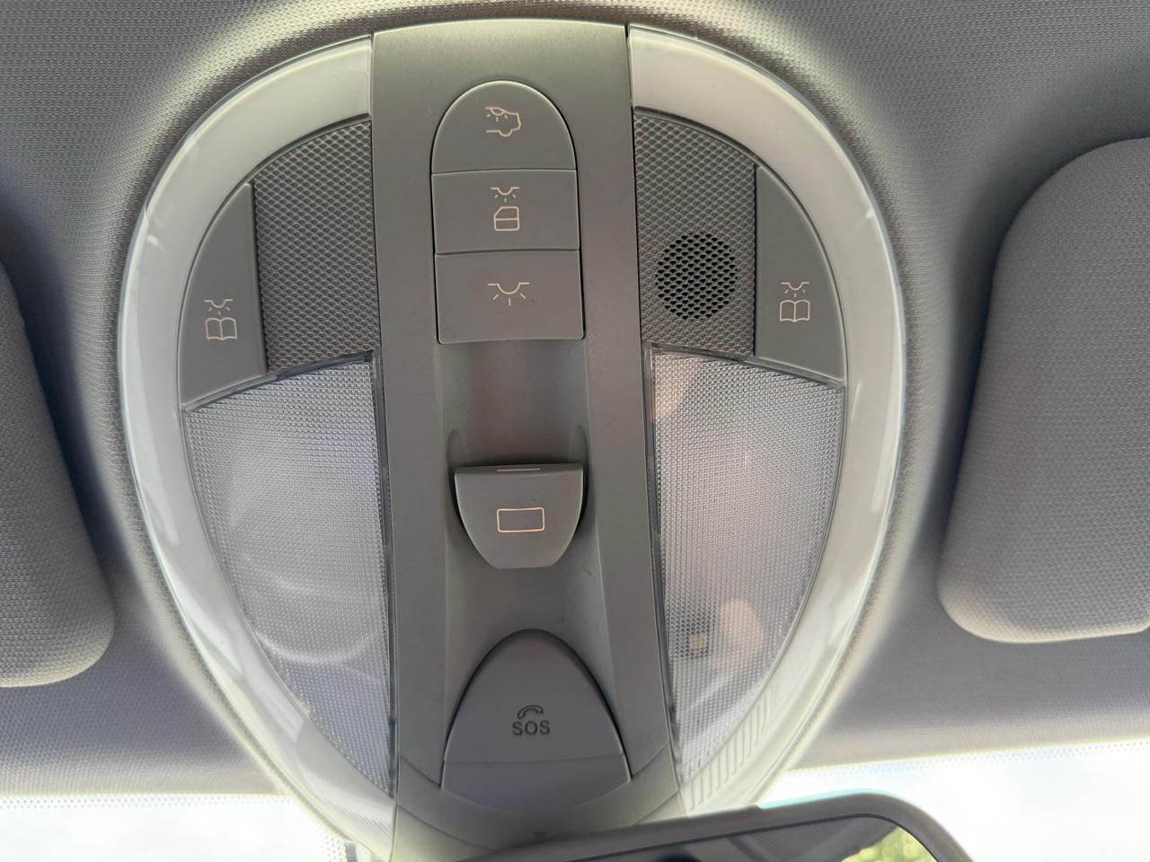 Mercedes-Benz CLS-Class 4dr Sdn 5.5L 2007