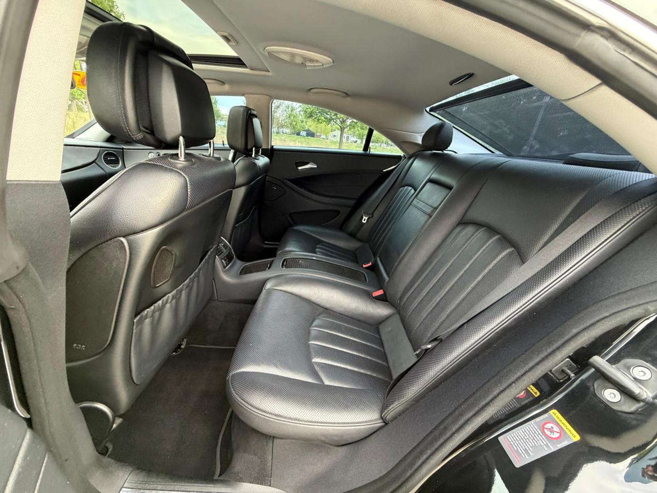 Mercedes-Benz CLS-Class 4dr Sdn 5.5L 2007