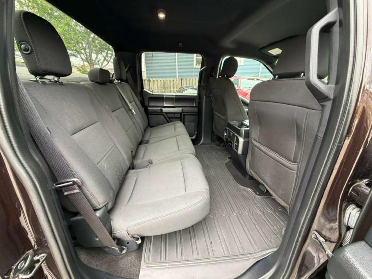 Ford F-150 4WD SuperCrew 139" XLT 2019