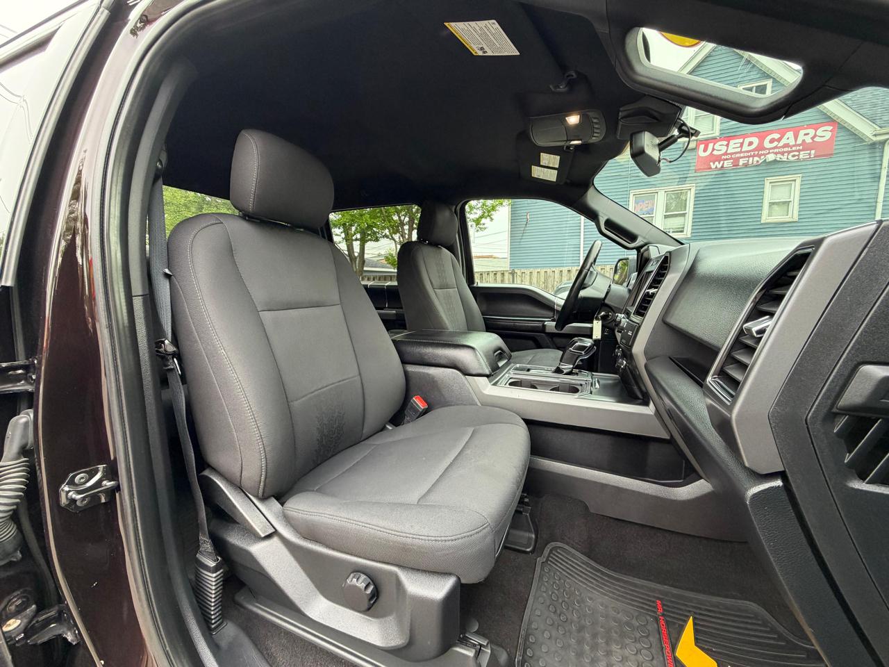 Ford F-150 4WD SuperCrew 139" XLT 2019