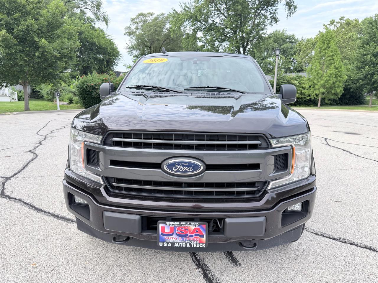 Ford F-150 4WD SuperCrew 139" XLT 2019