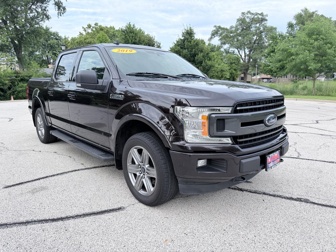 Ford F-150 4WD SuperCrew 139" XLT 2019