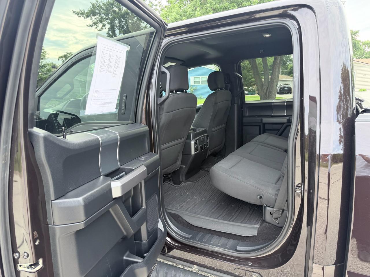 Ford F-150 4WD SuperCrew 139" XLT 2019