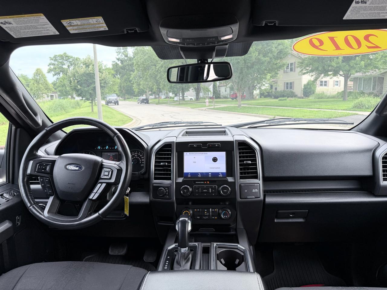 Ford F-150 4WD SuperCrew 139" XLT 2019
