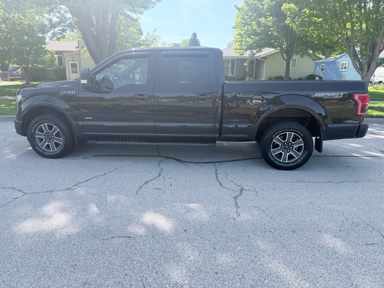 Ford F-150 4WD SuperCrew 157" Lariat 2015