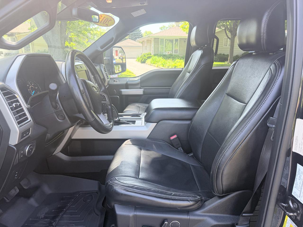 Ford F-150 4WD SuperCrew 157" Lariat 2015