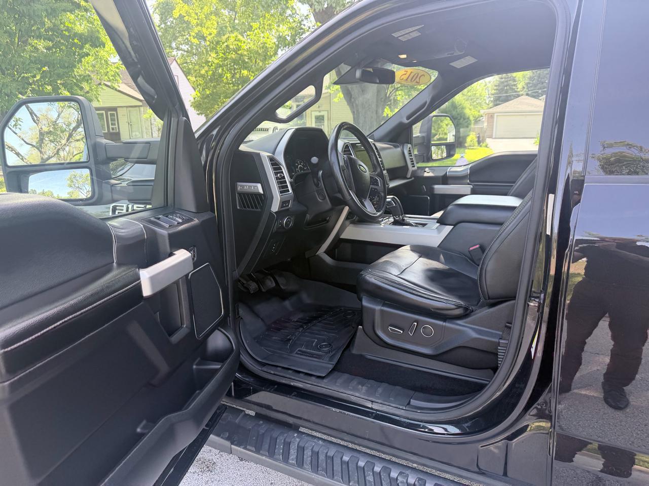 Ford F-150 4WD SuperCrew 157" Lariat 2015