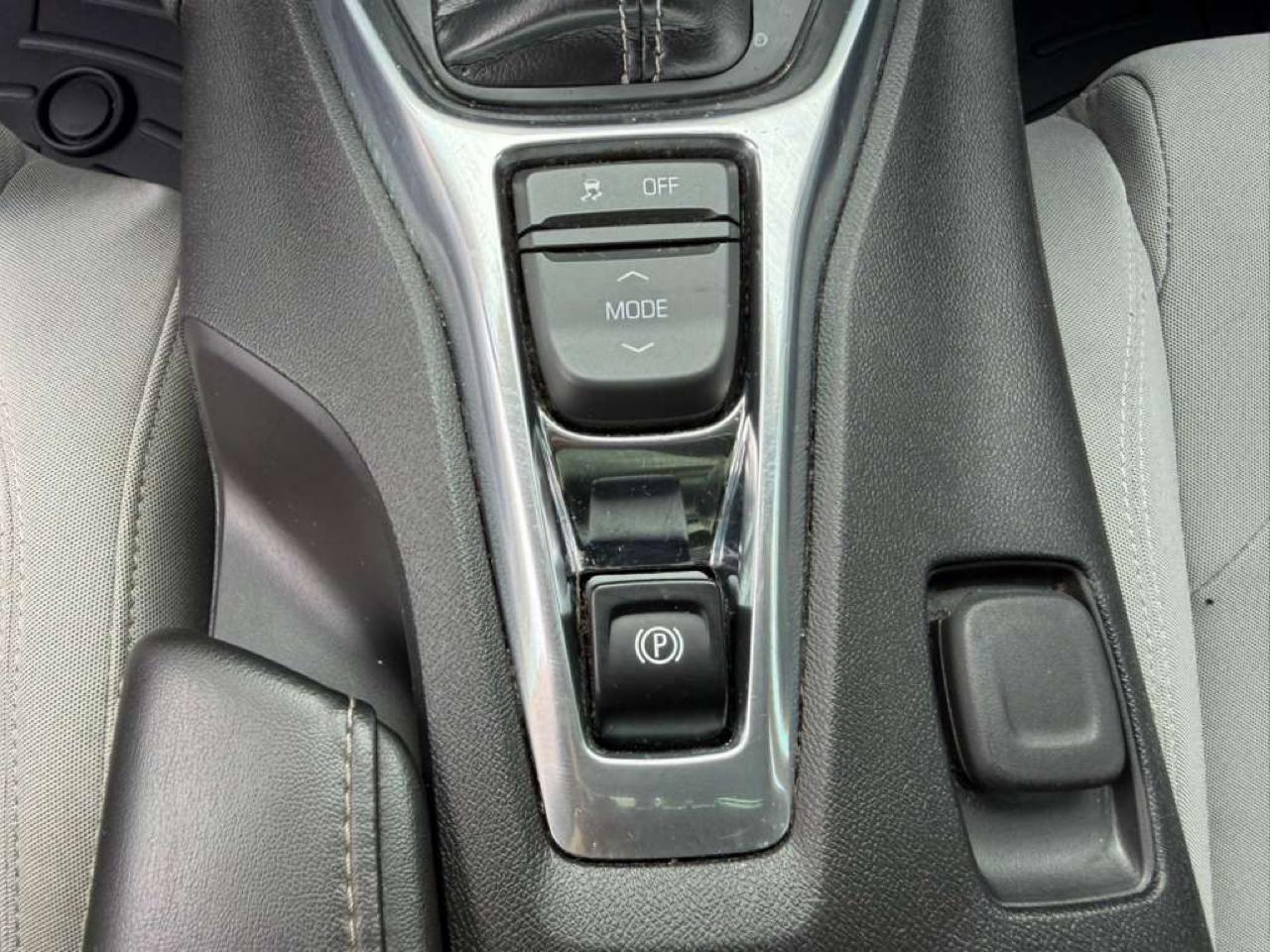 Chevrolet Camaro 2dr Cpe 1LT 2018