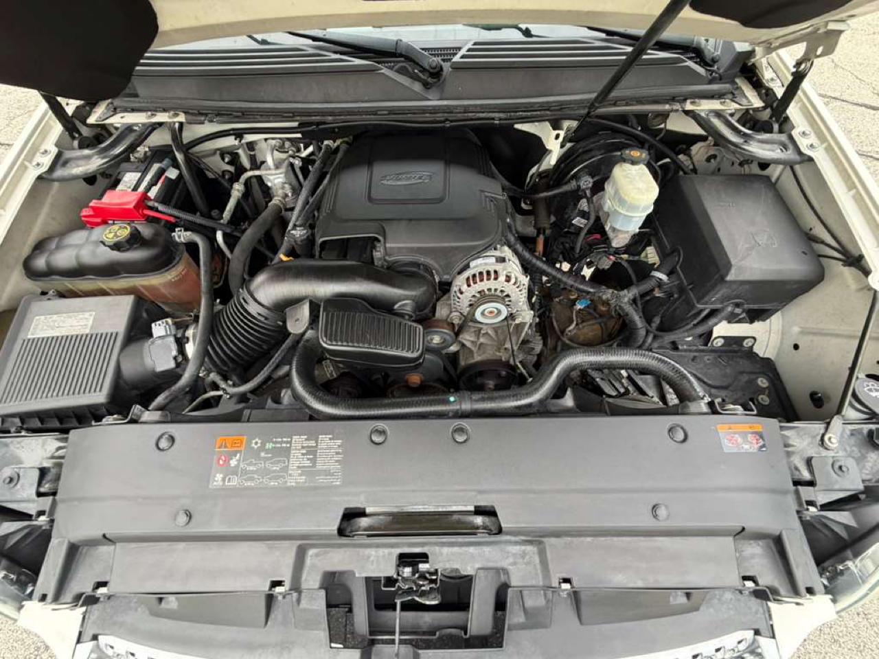 GMC Yukon AWD 4dr Denali 2013