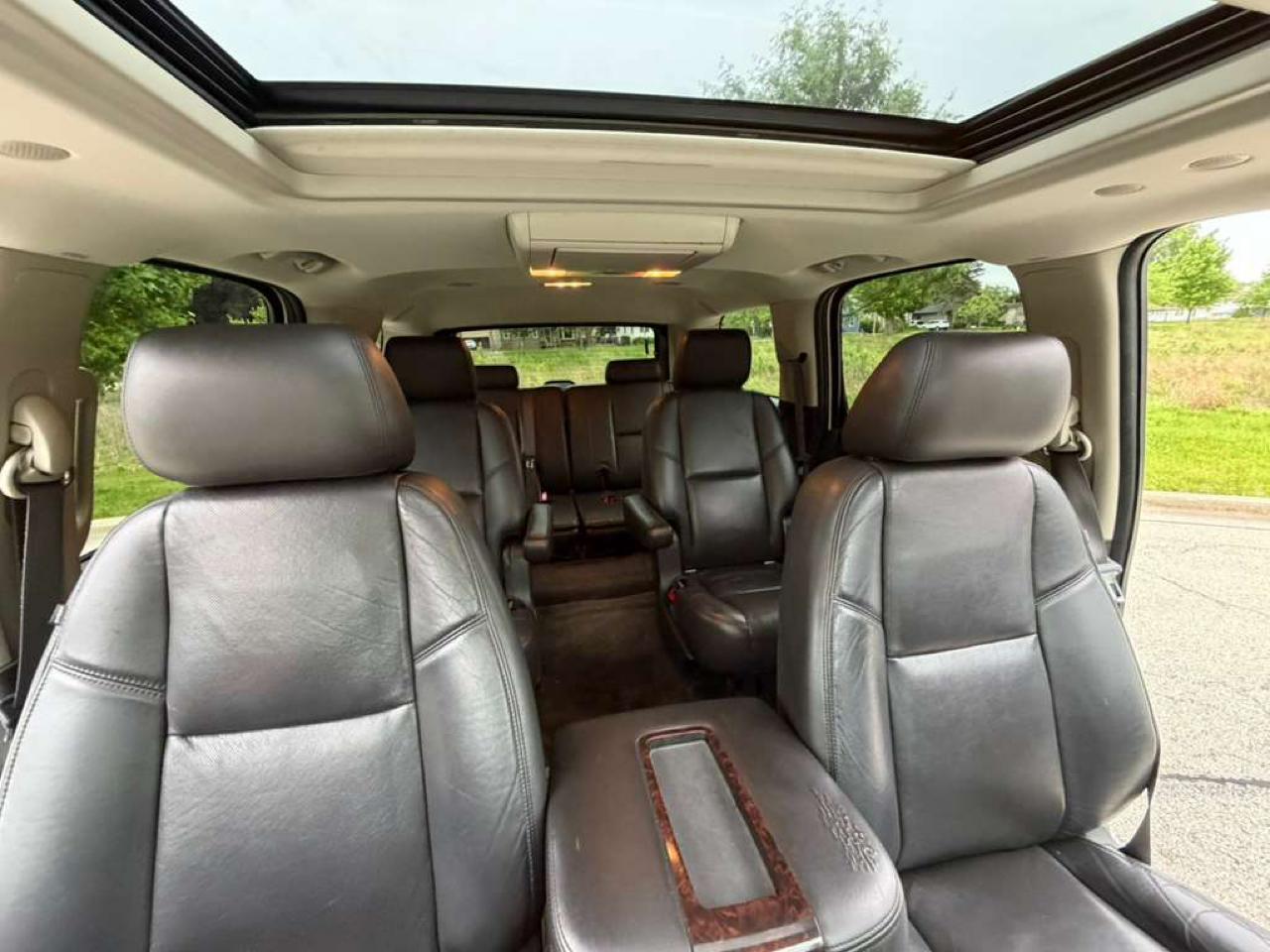 GMC Yukon AWD 4dr Denali 2013