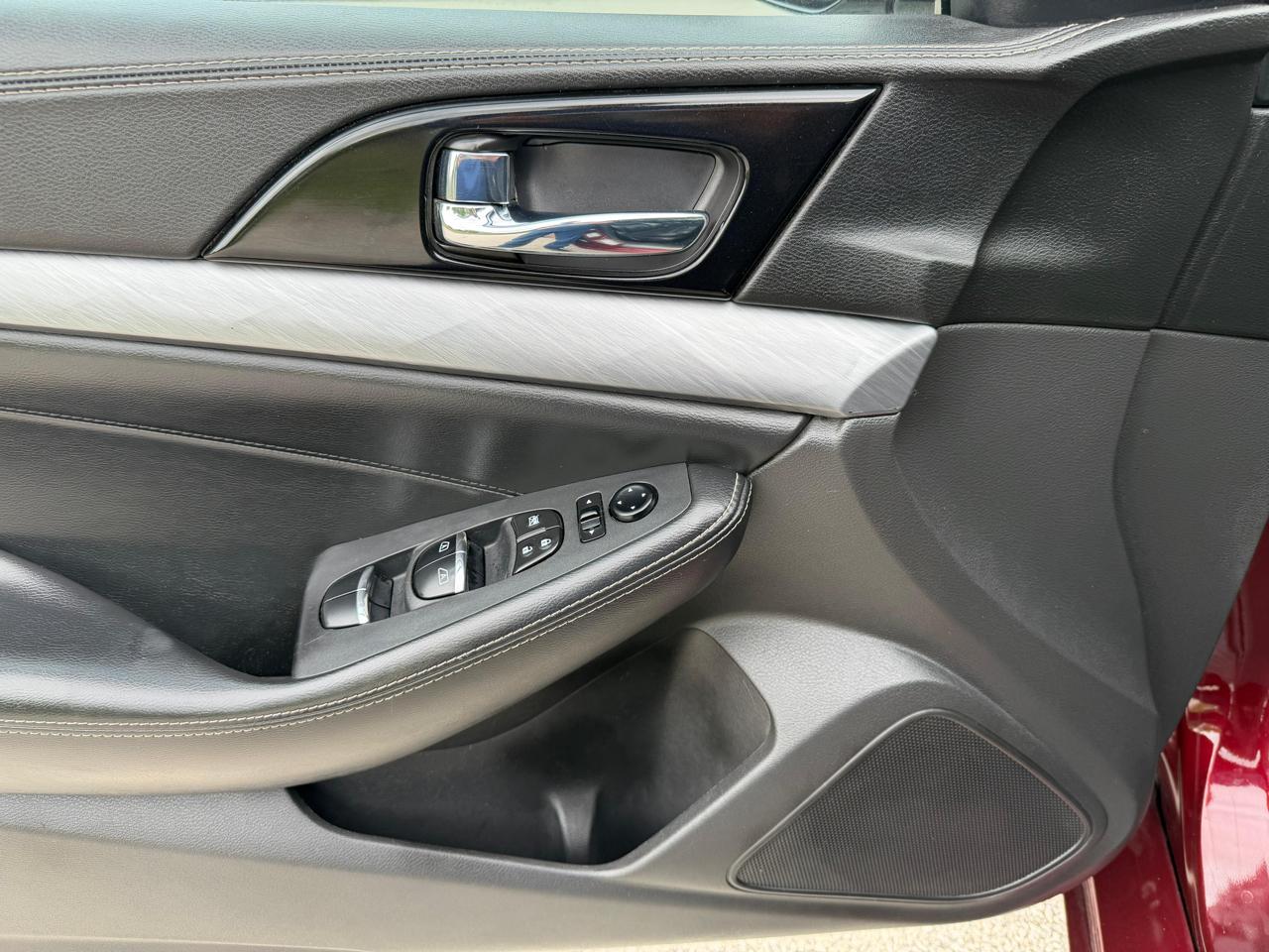 Nissan Maxima 4dr Sdn 3.5 SV 2016