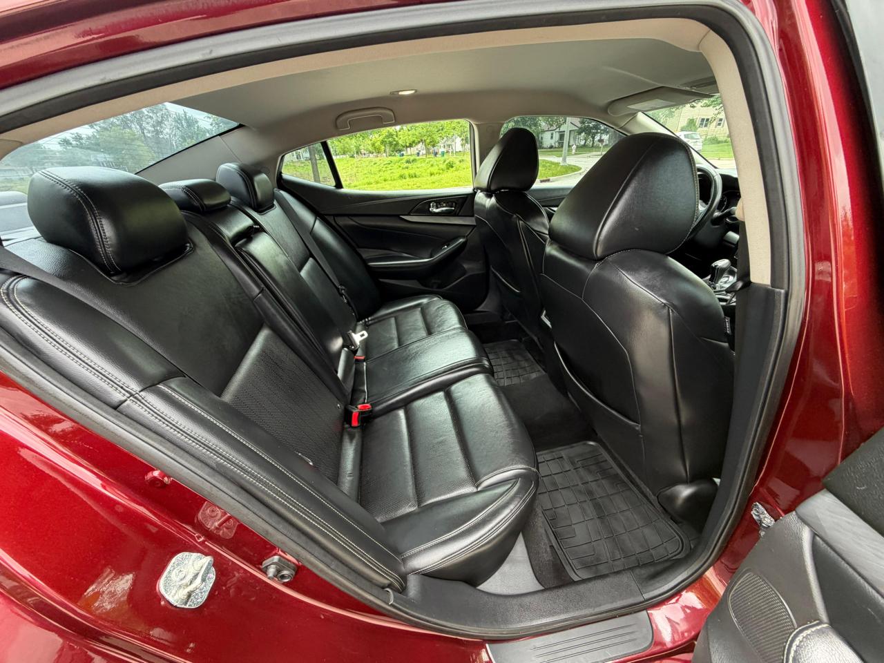 Nissan Maxima 4dr Sdn 3.5 SV 2016