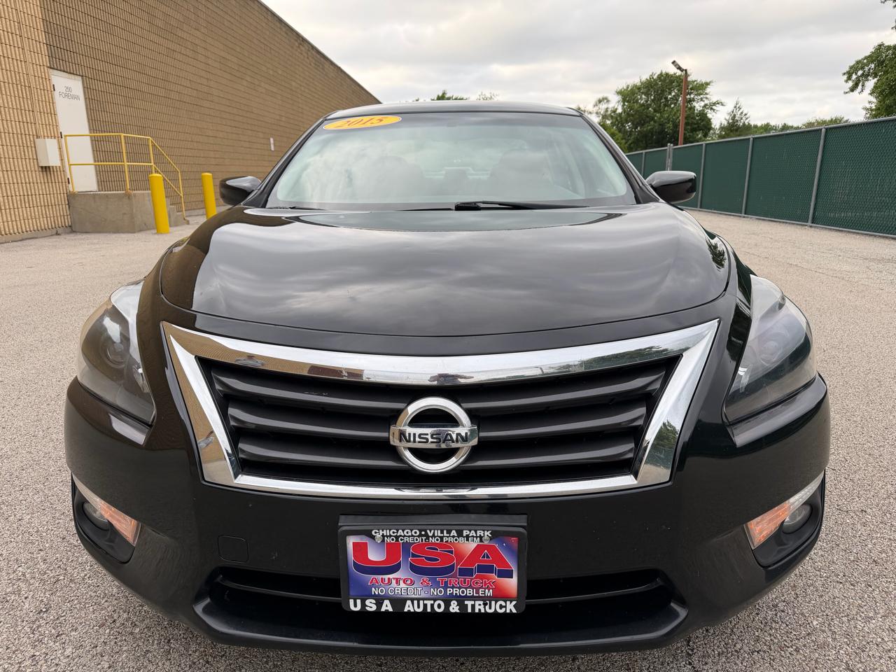 Nissan Altima 4dr Sdn I4 2.5 SV 2015