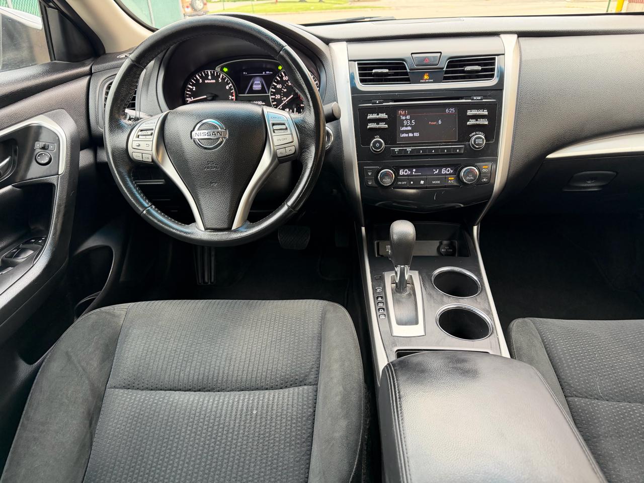 Nissan Altima 4dr Sdn I4 2.5 SV 2015