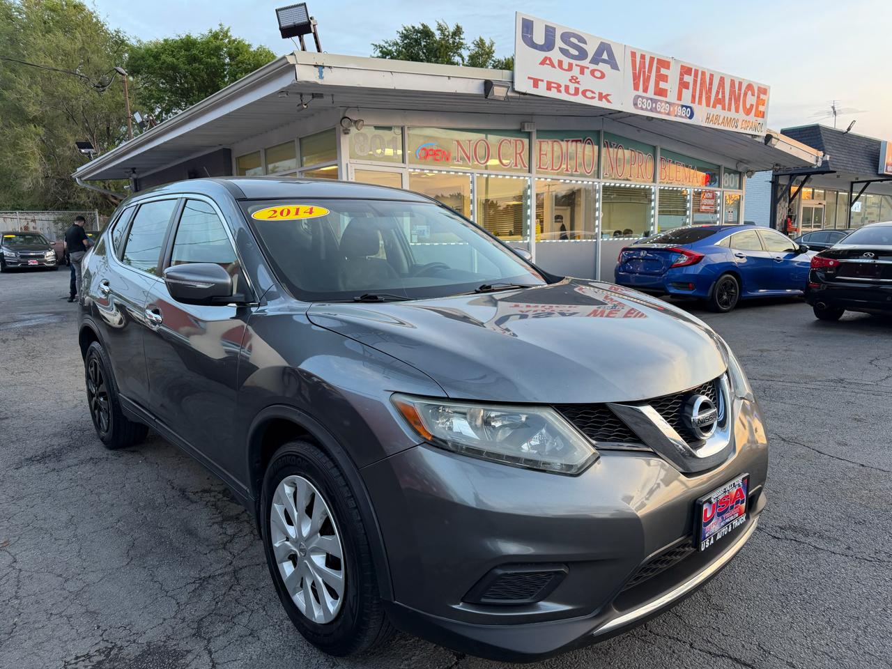 Nissan Rogue FWD 4dr S 2014