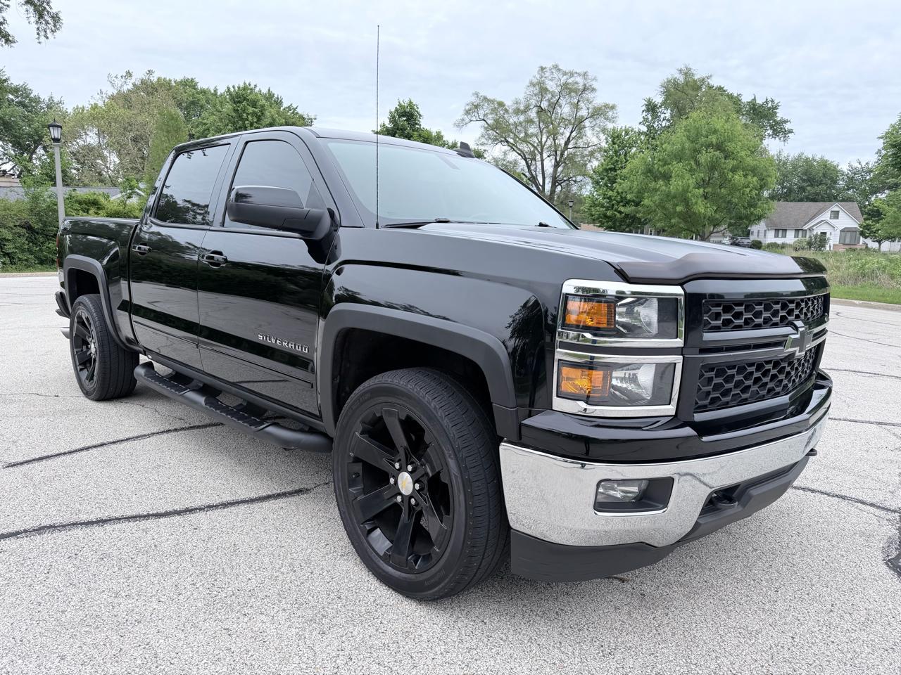 Chevrolet Silverado 1500 4WD Crew Cab 143.5" LT w/1LT 2015