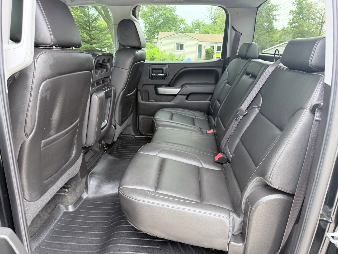 Chevrolet Silverado 1500 4WD Crew Cab 143.5" LT w/1LT 2015