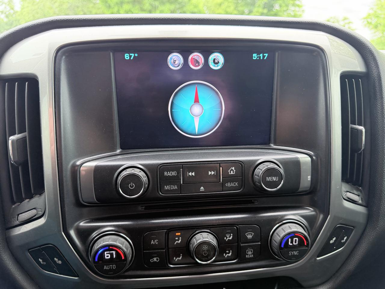 Chevrolet Silverado 1500 4WD Crew Cab 143.5" LT w/1LT 2015