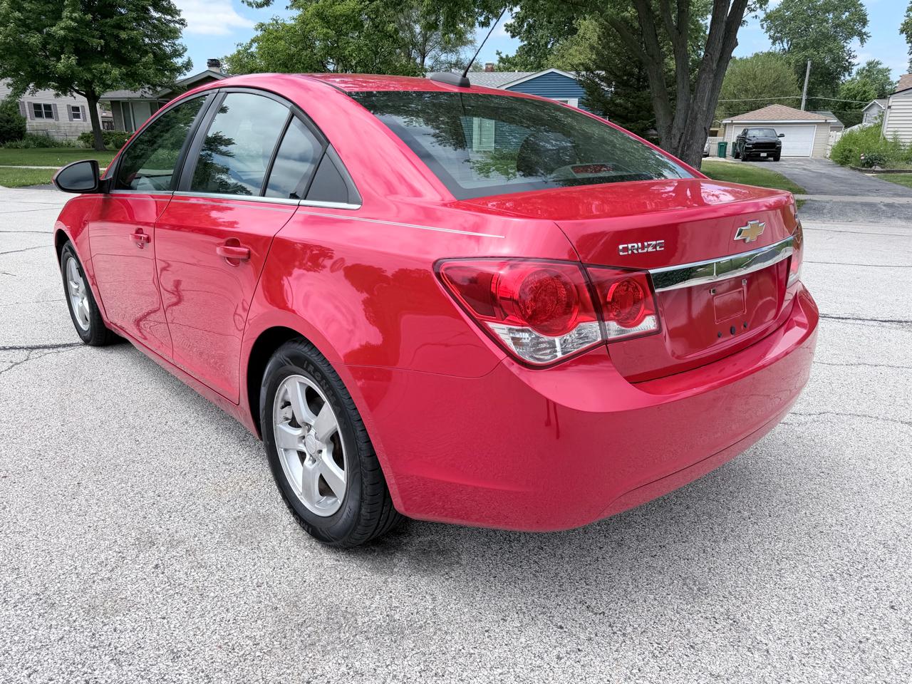 Chevrolet Cruze Limited 4dr Sdn Auto LT w/1LT 2016