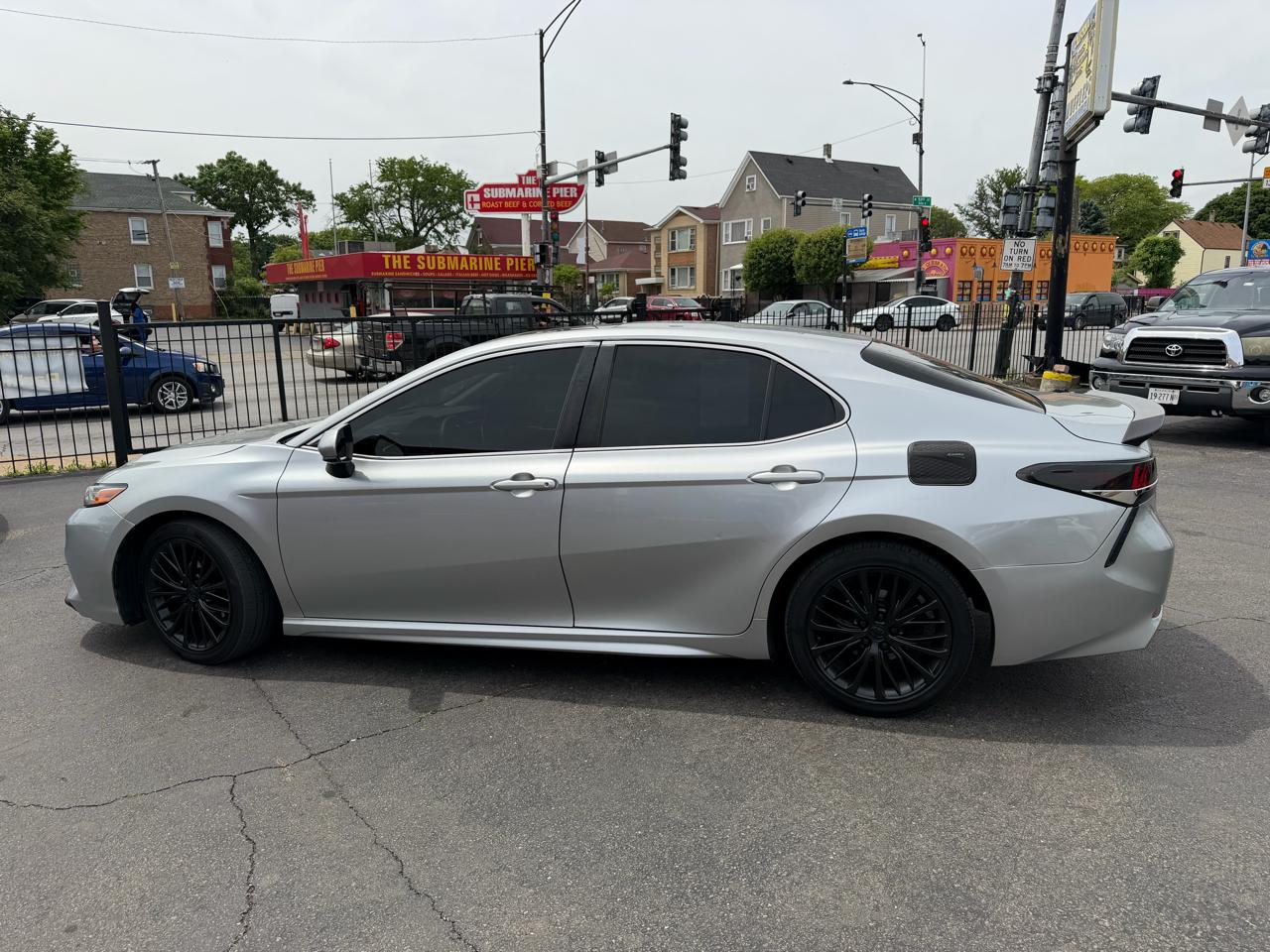Toyota Camry 4dr Sdn SE Auto V6 2018