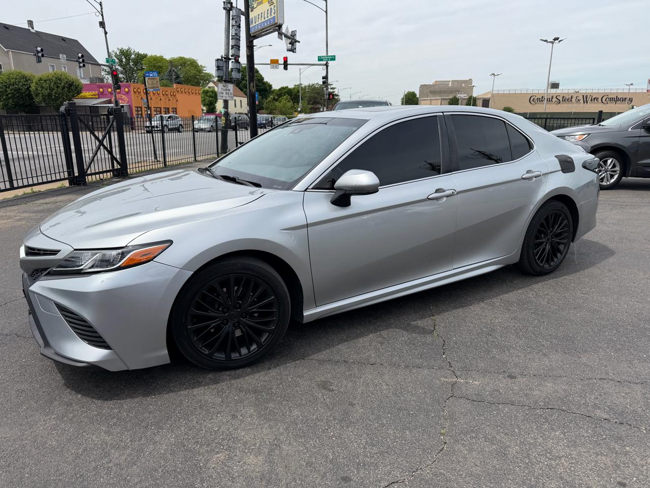 Toyota Camry 4dr Sdn SE Auto V6 2018