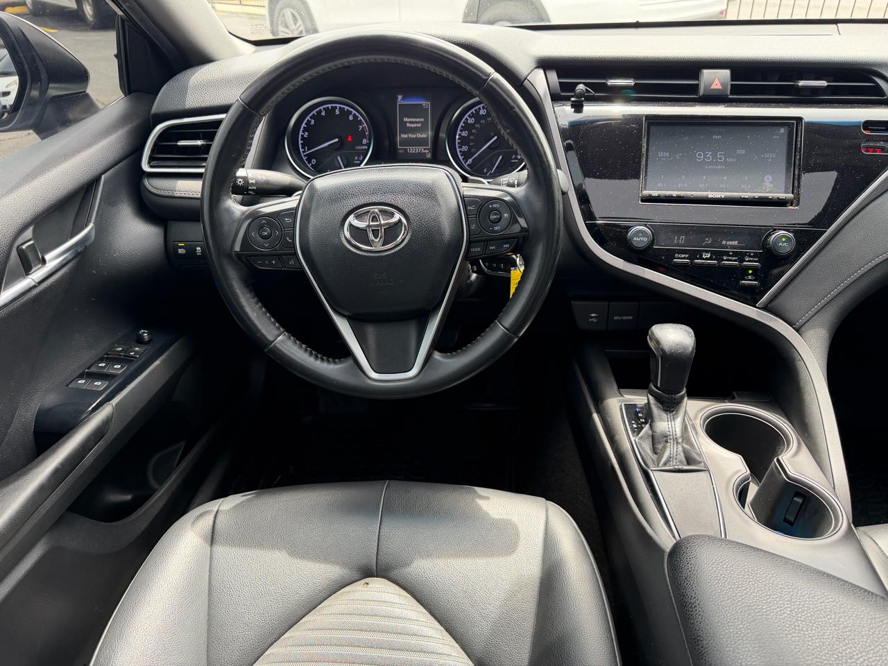 Toyota Camry 4dr Sdn SE Auto V6 2018